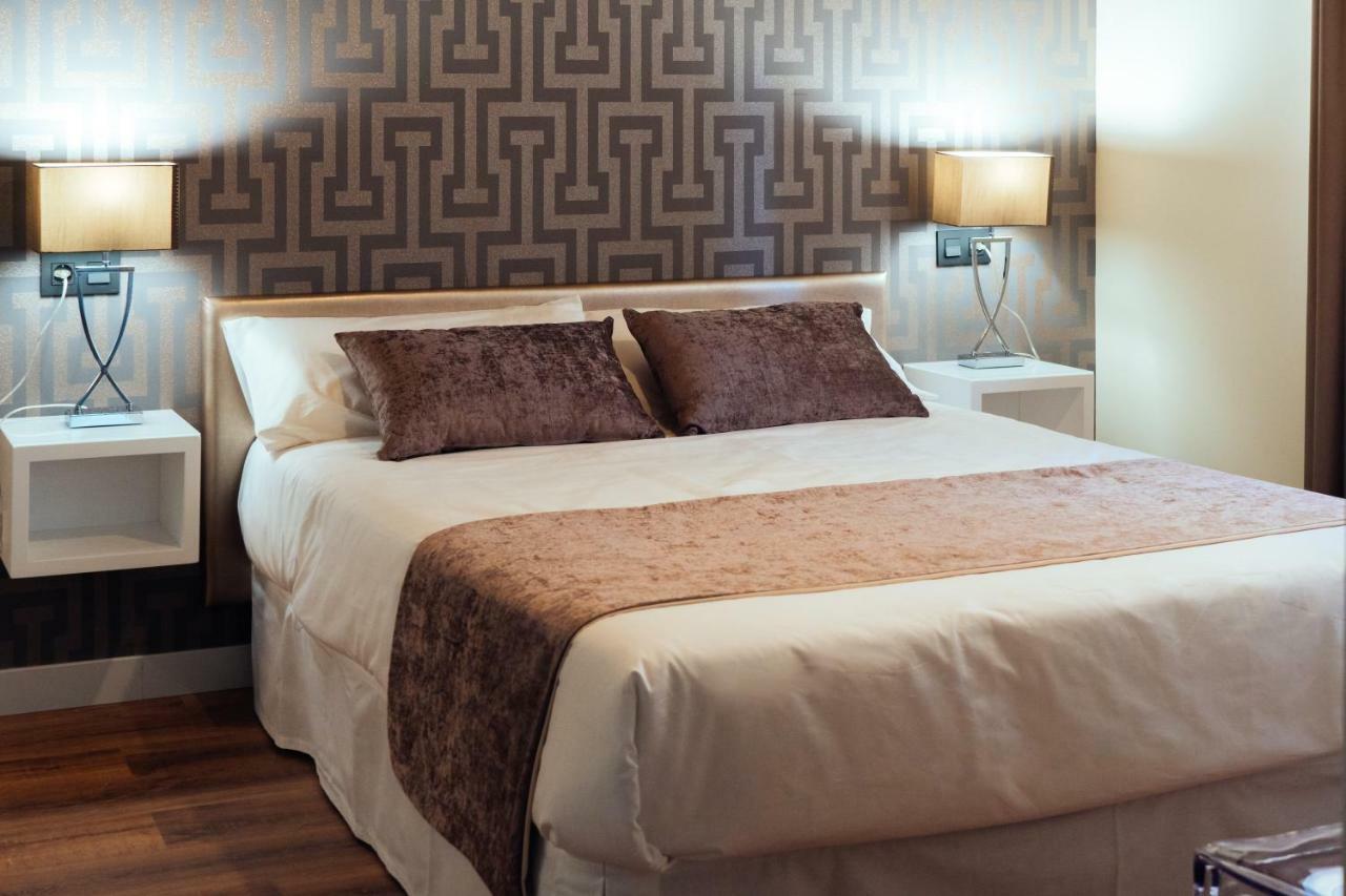Hotel Rural Pinares De Soria モリーノス・デ・ドゥエロ エクステリア 写真