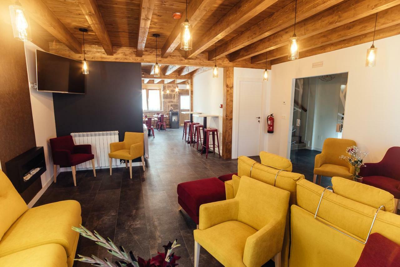 Hotel Rural Pinares De Soria モリーノス・デ・ドゥエロ エクステリア 写真