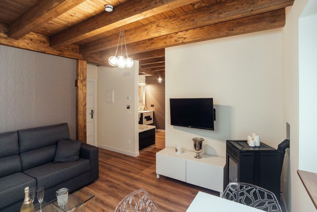 Hotel Rural Pinares De Soria モリーノス・デ・ドゥエロ エクステリア 写真