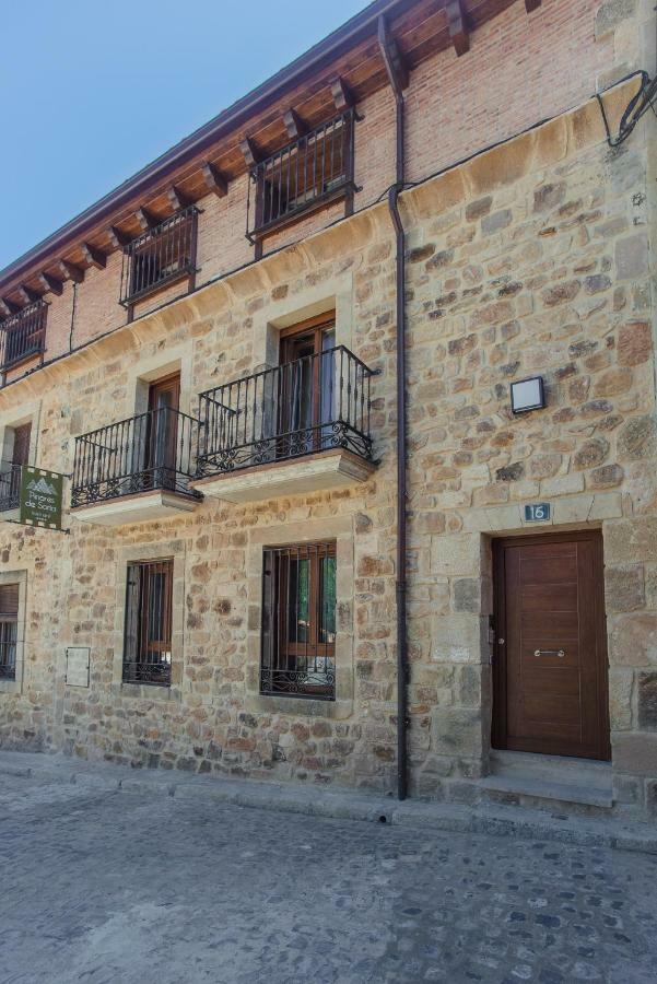 Hotel Rural Pinares De Soria モリーノス・デ・ドゥエロ エクステリア 写真