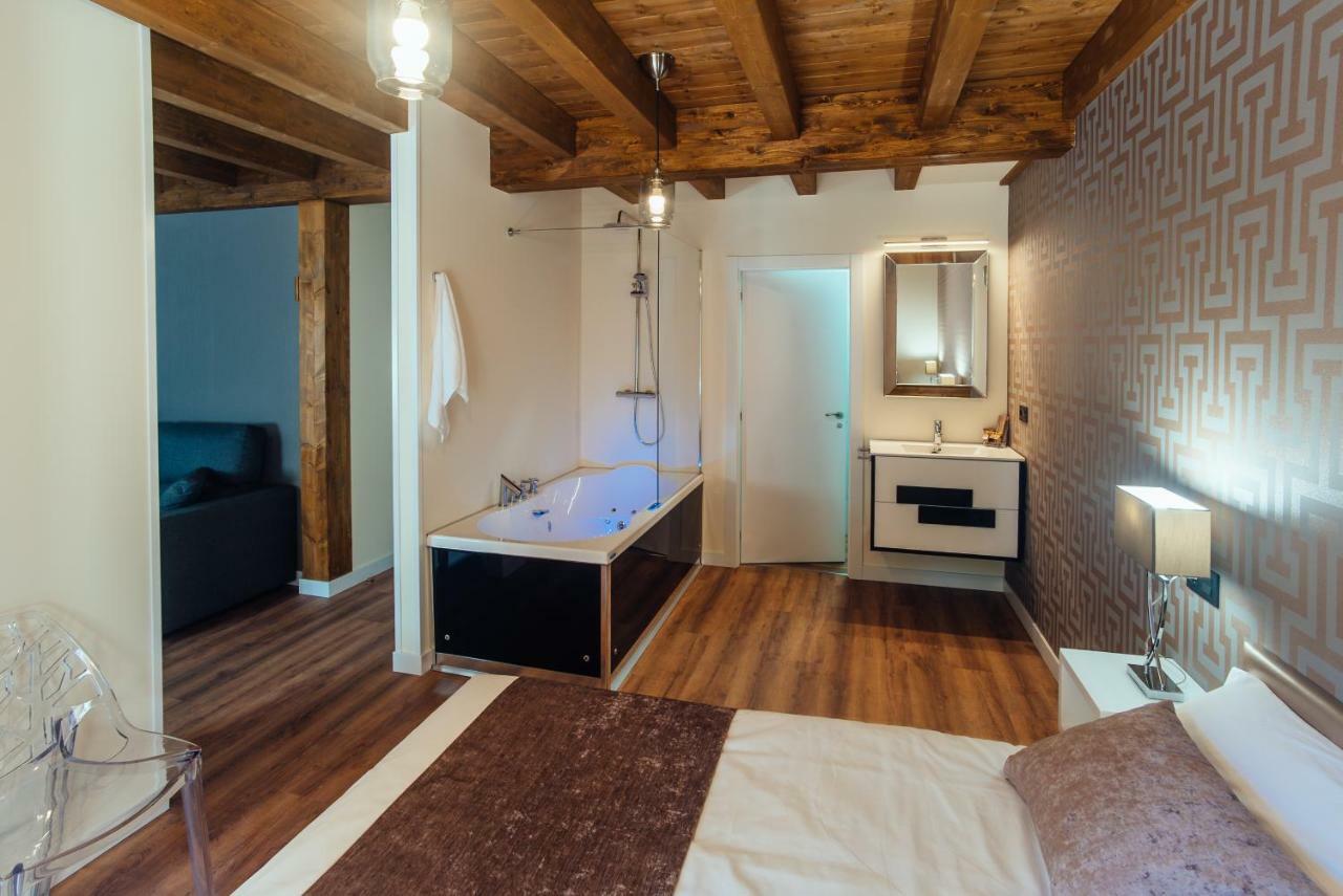 Hotel Rural Pinares De Soria モリーノス・デ・ドゥエロ エクステリア 写真