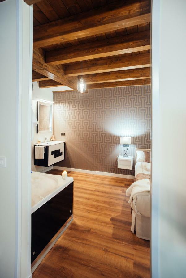 Hotel Rural Pinares De Soria モリーノス・デ・ドゥエロ エクステリア 写真
