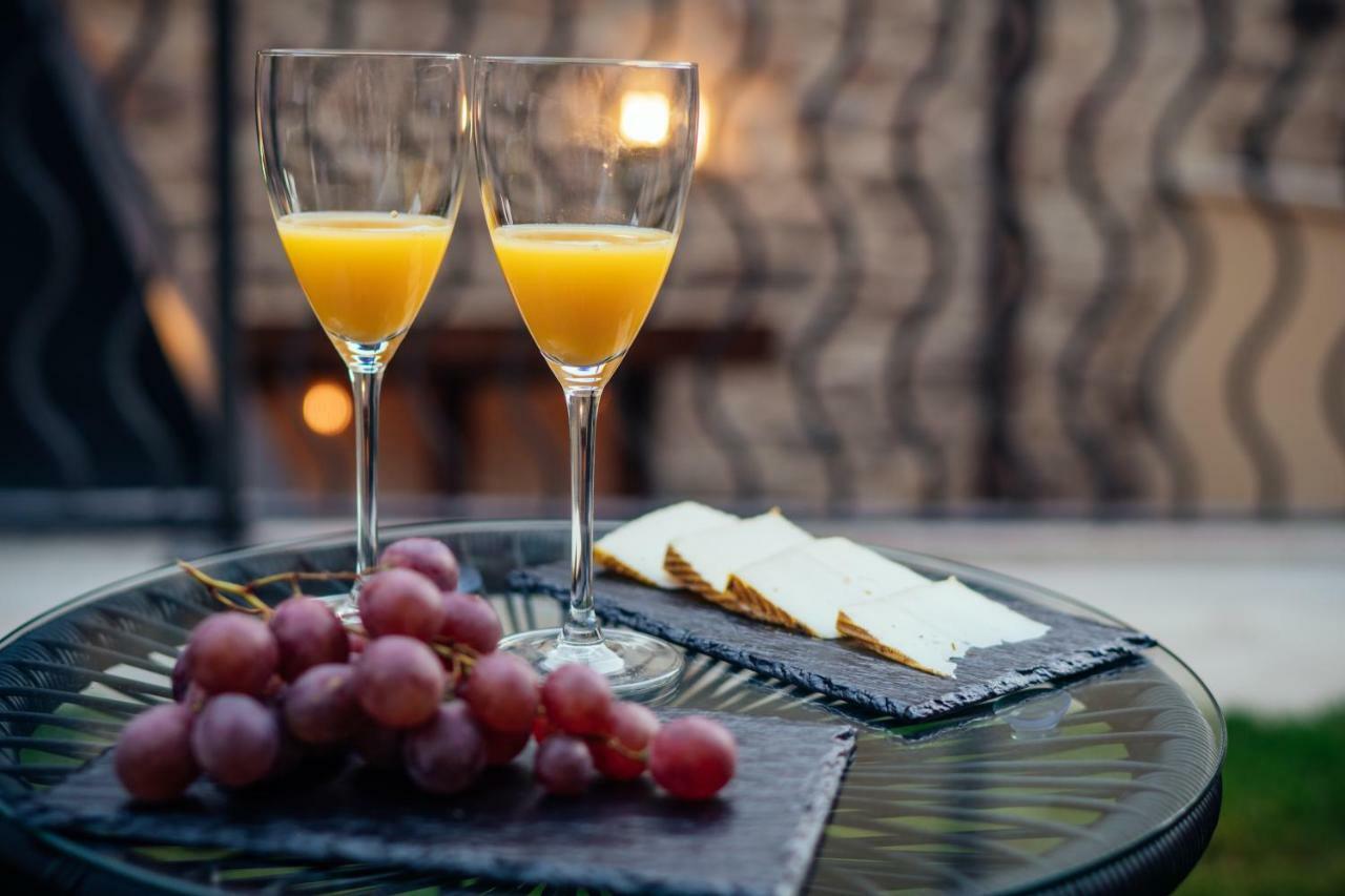 Hotel Rural Pinares De Soria モリーノス・デ・ドゥエロ エクステリア 写真