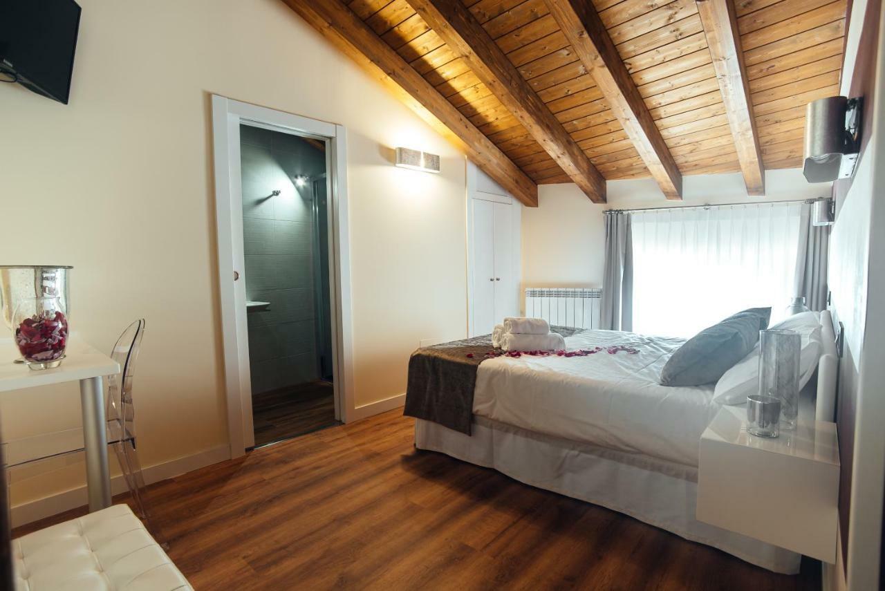 Hotel Rural Pinares De Soria モリーノス・デ・ドゥエロ エクステリア 写真